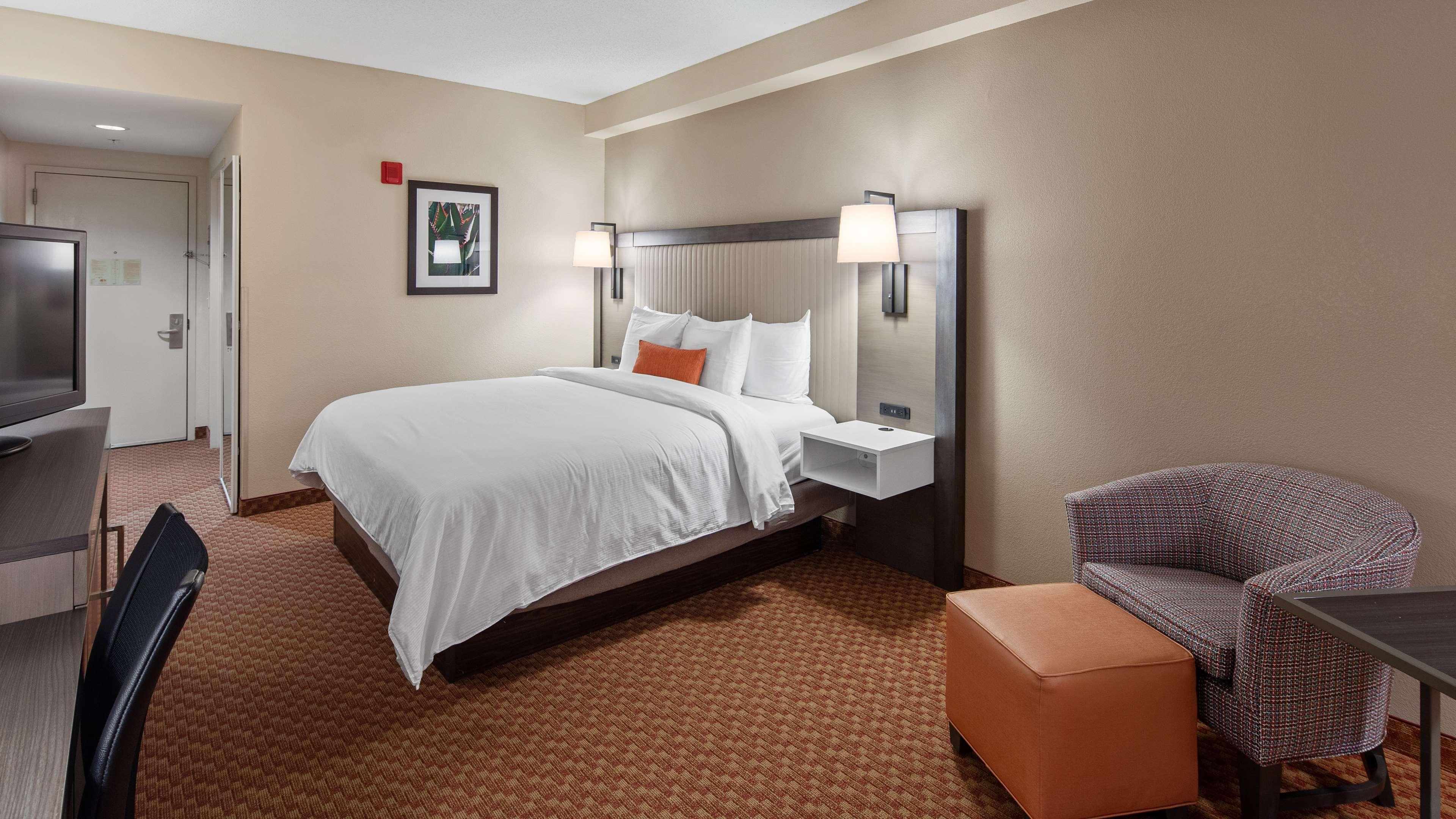 Best Western Plus Kendall Hotel & Suites Zewnętrze zdjęcie